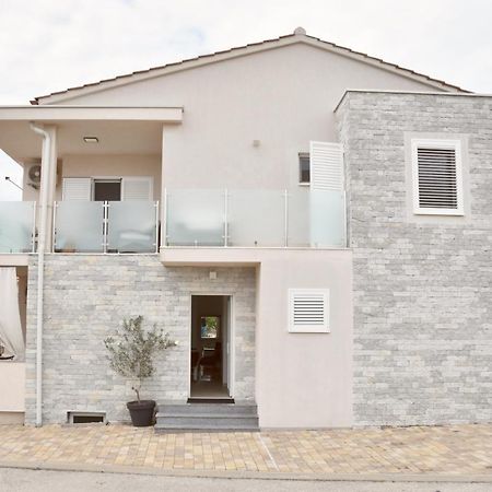 Apartment Josip 2 Tribunj  Luaran gambar