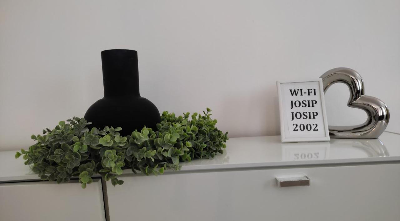 Apartment Josip 2 Tribunj  Luaran gambar