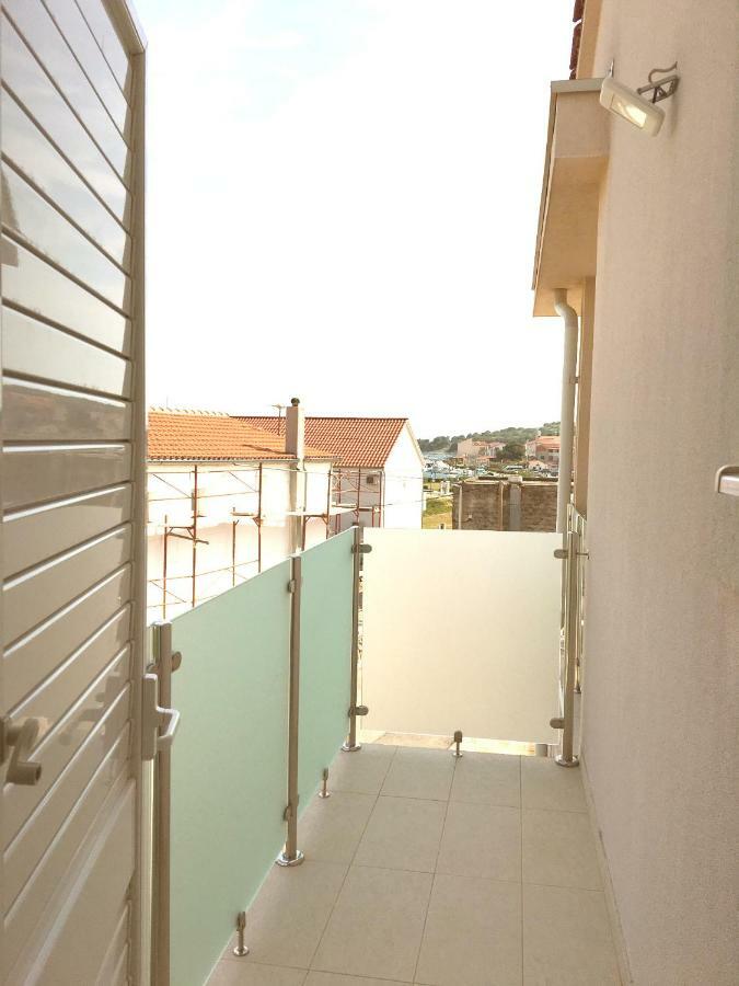 Apartment Josip 2 Tribunj  Luaran gambar
